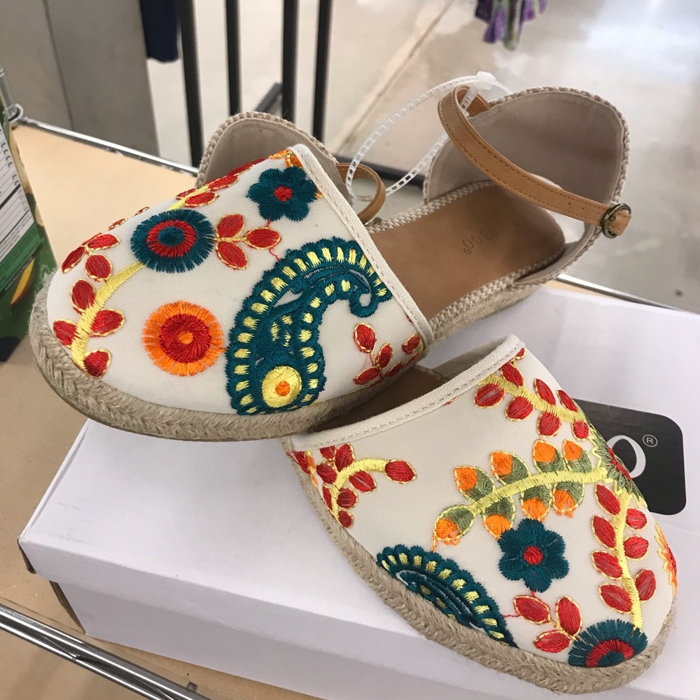 🌸 Embroidered Platform Espadrille Sandal🌸